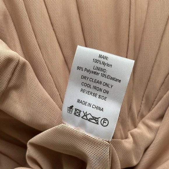 White Fox - Picture 7 of 7